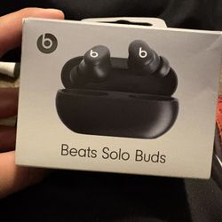 Beats Solo Buds