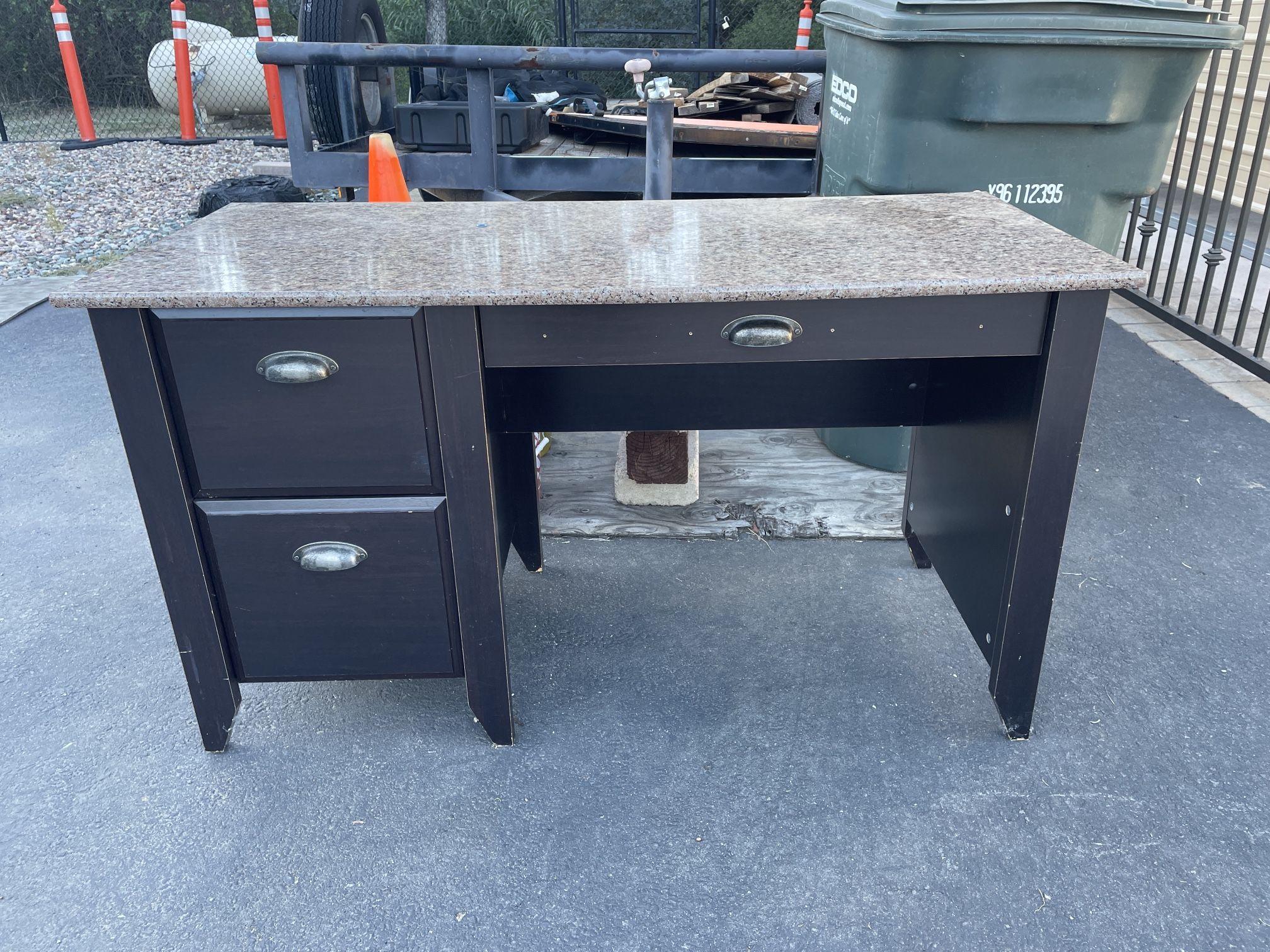 FREE granite Top Desk for Sale in Alpine, CA OfferUp