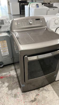 Kenmore Elite Front Load Dryer – Steam, Metallic Gray