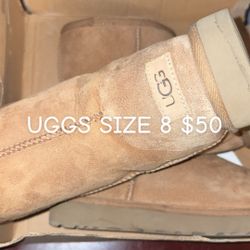 Women’s Uggs Size 8