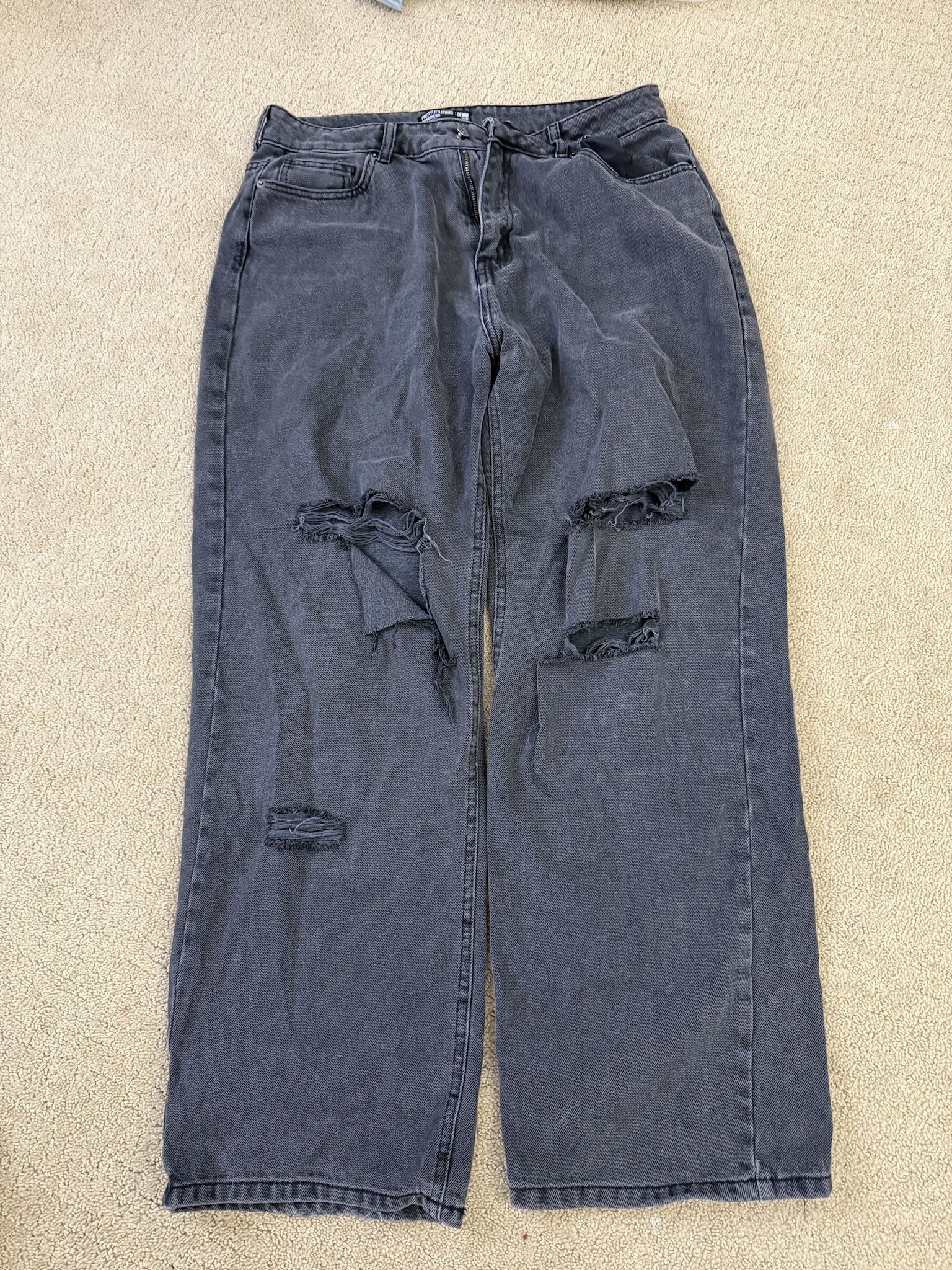 PrettyLittleThing Washed Black Baggy Ripped Low Rise Boyfriend Jeans