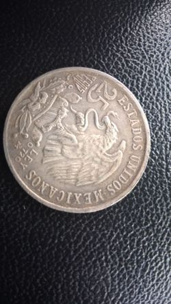 1968 Mexican 25 peso coin