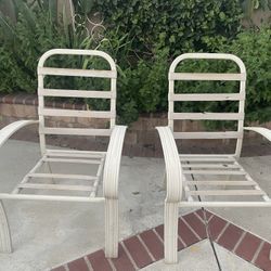 2 Patio Chairs