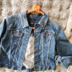 Y2K Classic Gap Stretch Blue Jean Trucker Jacket Timeless Denim Style, Denim
