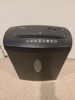 Staples Shredder 