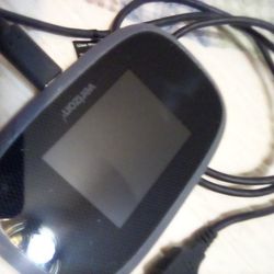 Verizon Mifi Hotspot Gadget Perfect CONDITION With Cord No Flaws