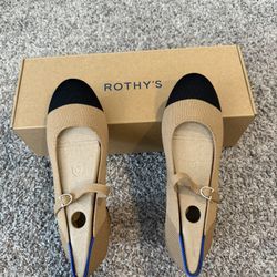 Rothy’s The Mary Jane Heel – Size 7.5 (Wren Captoe)