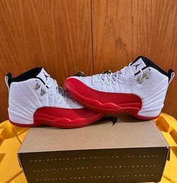 Size 10 80$ used Air Jordan 12 Retro Cherry White Red
