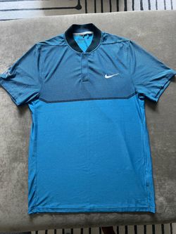 Nike golf shirt medium men’s $25