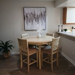 HIGH TOP DINNER TABLE