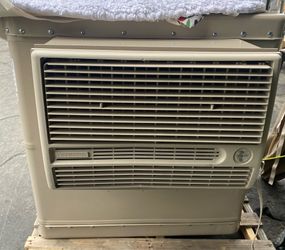 4700-CFM 2 - Speed Window Evaporative Cooler for 1600-sq ft