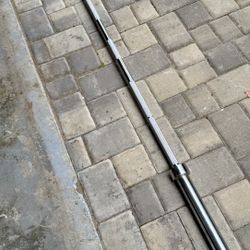 7 Foot Olympic Barbell With Spring Clips