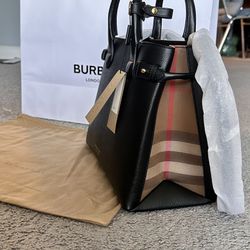 Burberry House Check Medium Banner Tote Bag