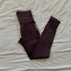Gym shark leggings