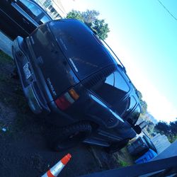 2004 Chevrolet Tahoe