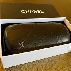 CHANEL hard case Sunglasses Case Only for Sale in Pompano Beach, FL -  OfferUp
