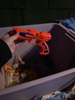Dart gun