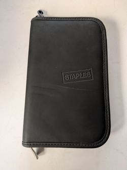 Staples Black Zippered Graphing Calculator Organizer Case 9 x 5.5