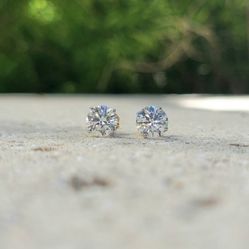 10K Gold 2 Ctw Lab Diamond Earrings (Jewelry Box Included)
