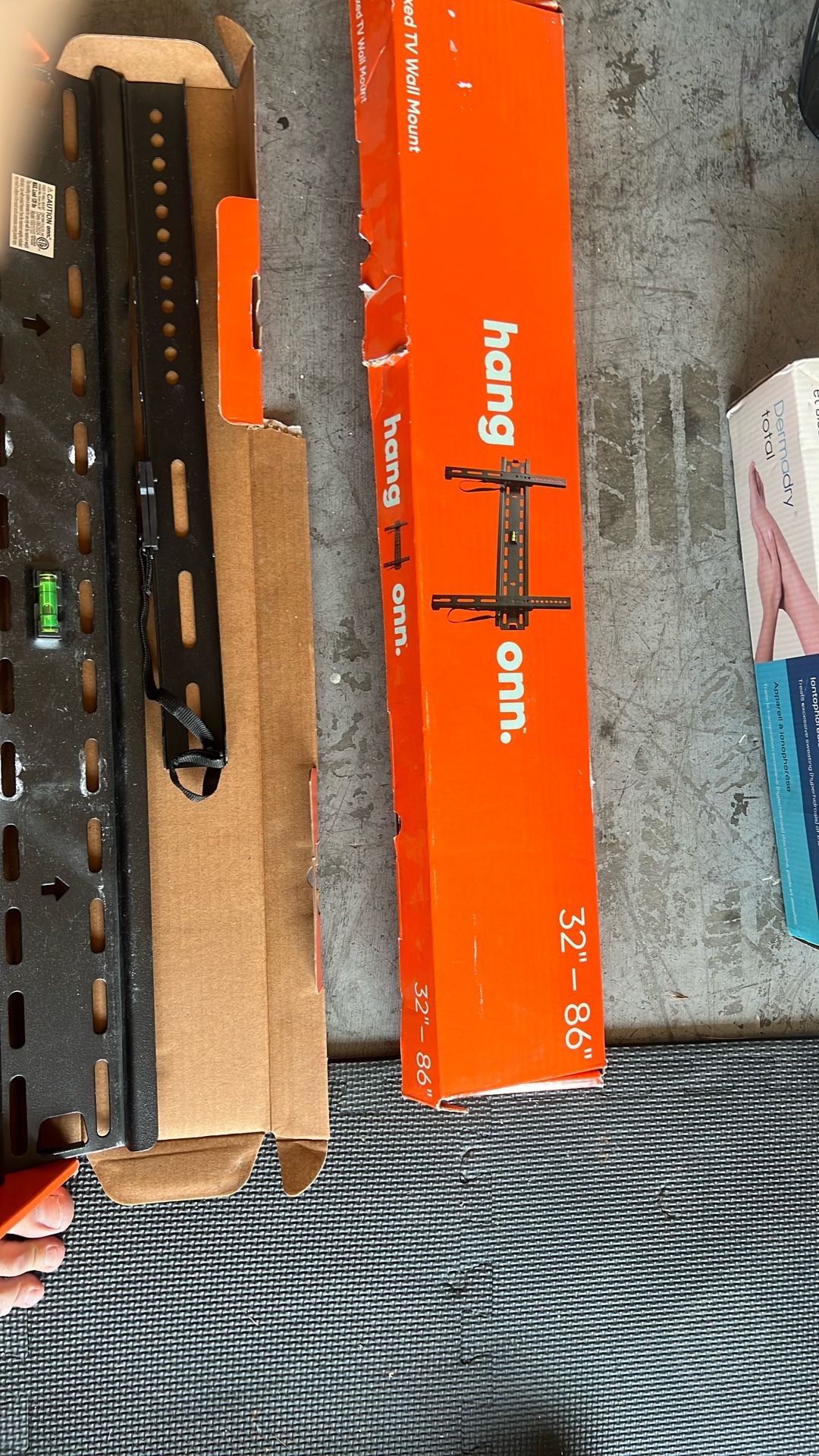 Hang Onn Fixed TV Wall Mount *NEW*