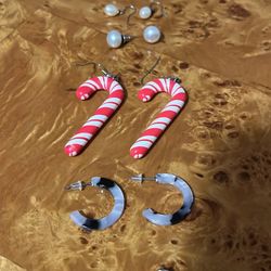 7 Pr Of Pierced Earrings 