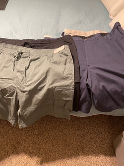 Men’s 52 waist shorts