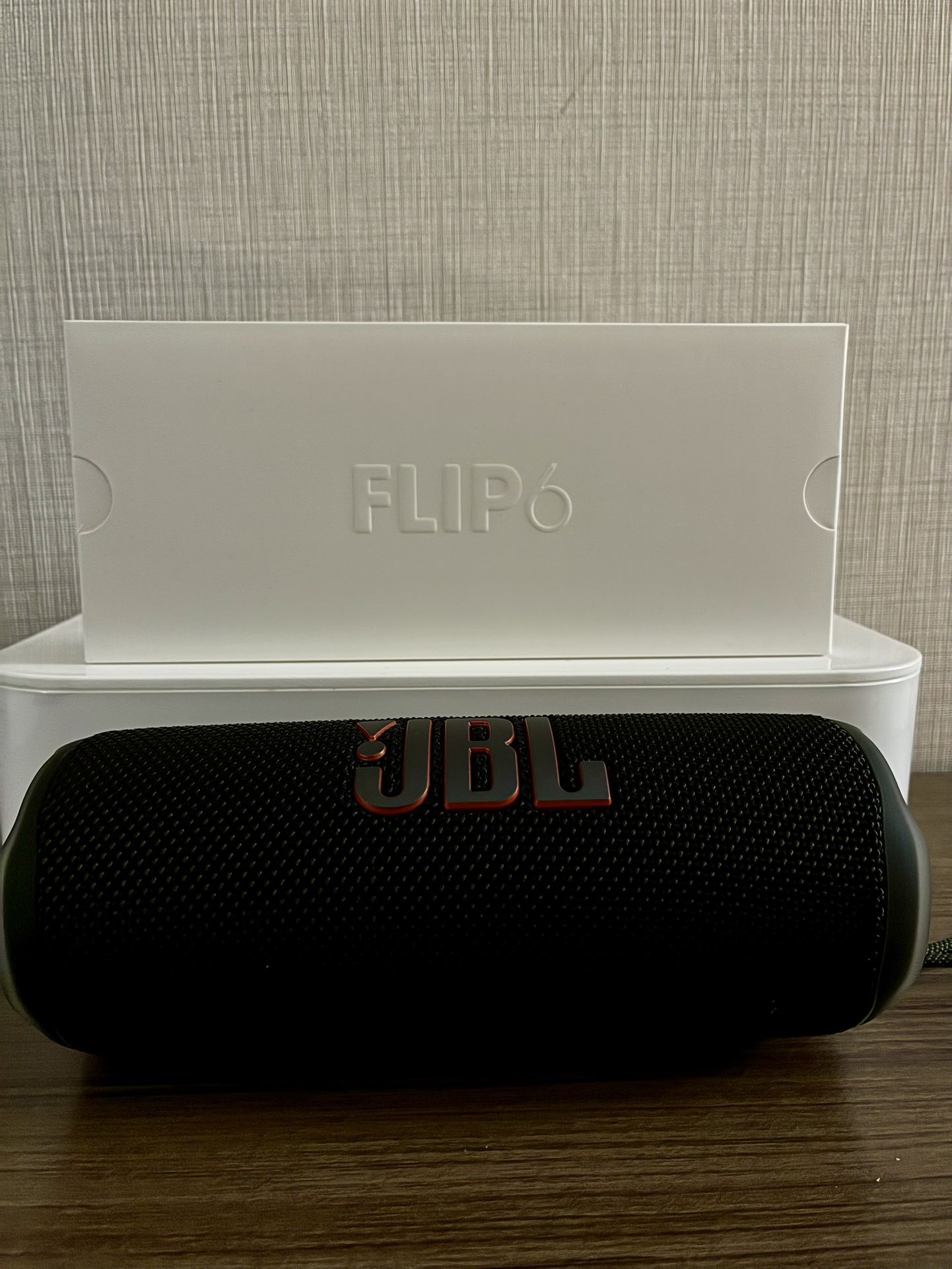 JBL FLIP 6 (brand new)