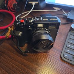 Fujifilm X100f camera 