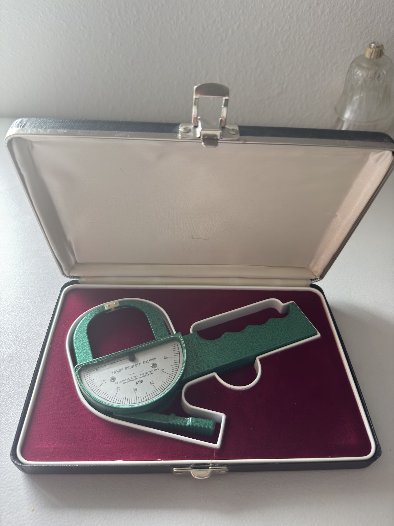 Lange Skinfold Caliper by Cambridge Scientific – Like New