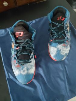 Nike mens size 8