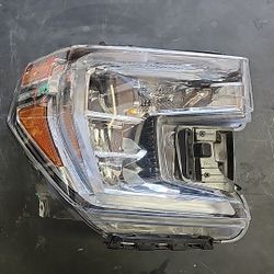 GMC Sierra 1500 Passenger Right Side Headlight 2019 2020 2021 Part $275