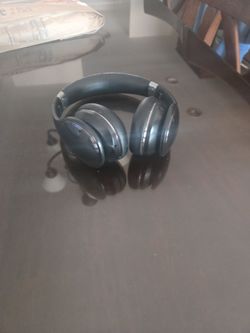 Samsung Level on