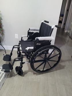Wheelchair Lightweight (NEW)