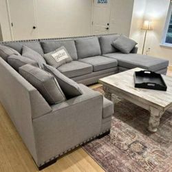 Sectional Couch 