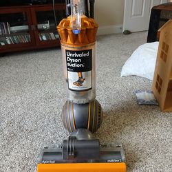 Dyson Ball Multifloor 2 Vacuum