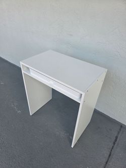 Vanity/School Desk