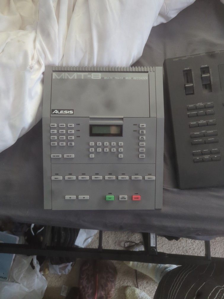 Alexis MMT-8 Multi Track Mini Recorder