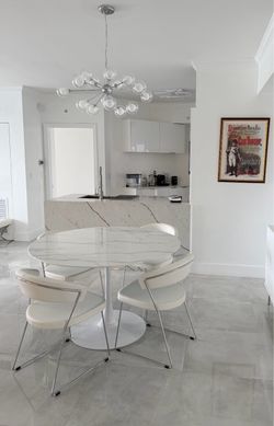 Dining set - round table + 4 chairs