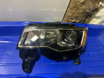 Jeep Grand Cherokee Headlight 17-21