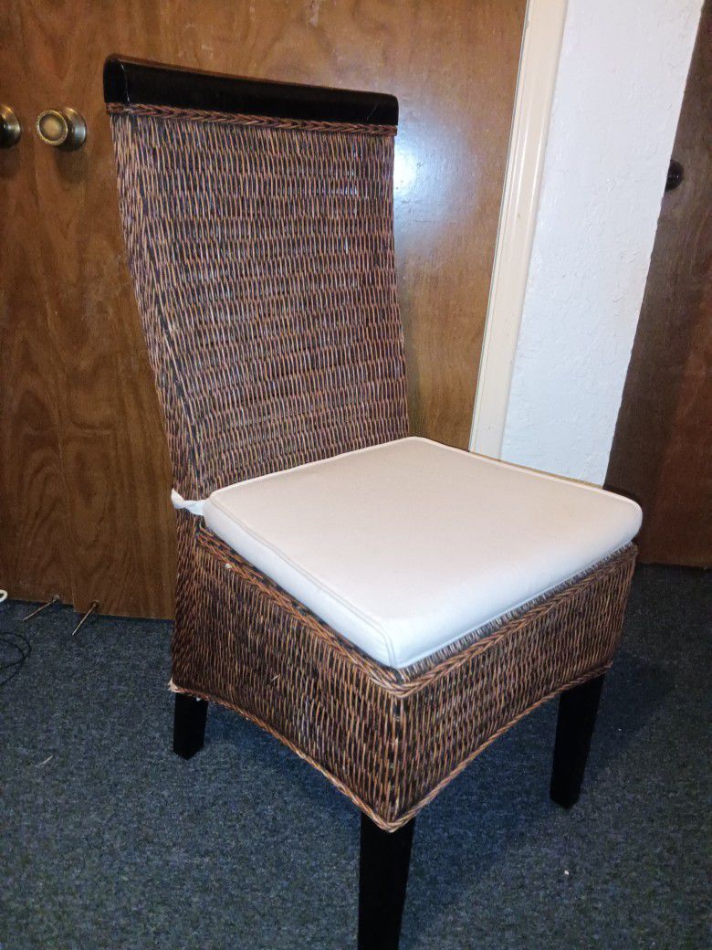Indoor/Outdoor Wicker Chair $20  Firm