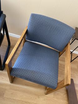 Office chairs/ waiting rooms chairs