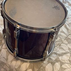 Pearl Tom