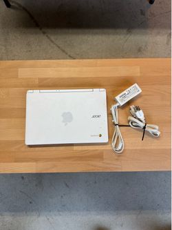 Acer Chromebook 11 CB3-111-C670 11.6” Laptop w/ Charger – White
