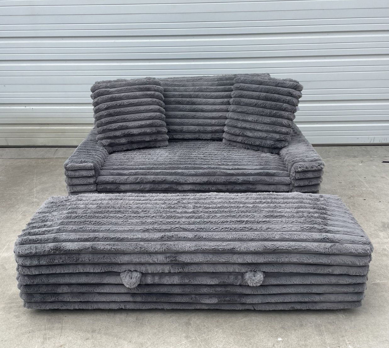THOMASVILLE FABRIC OVERSIZE CHAIR WITH STORAGE OTTOMAN