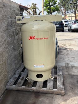 Air compressor tank