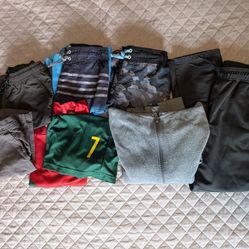Boys clothing bundle, size M