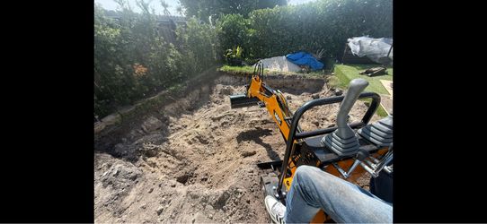 Escavadora mms 08 2025