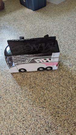 Rainbow Sparkle Tour Bus