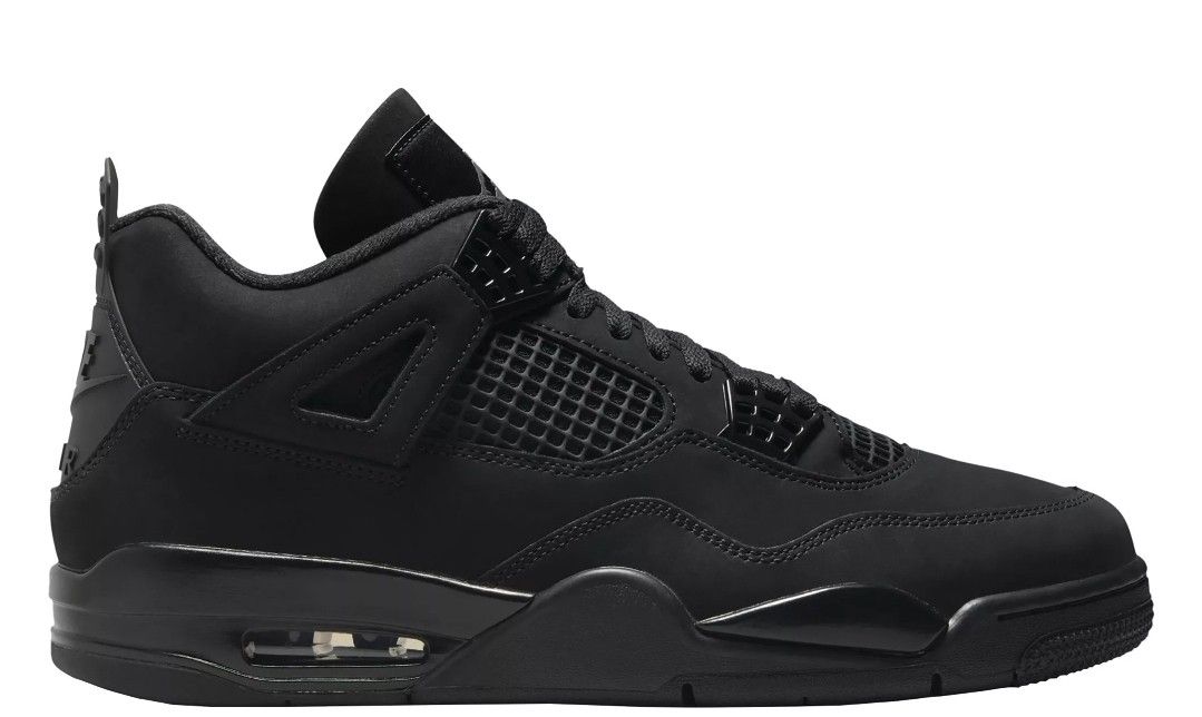Air Jordan 4 Black Cat.