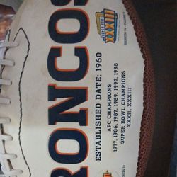 Denver Broncos Super Bowl XXXII XXXIII Commemorative Football